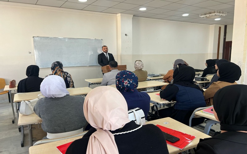 محاضرة توعوية بعنوان: "انضباط الطلبة في مؤسسات وزارة التعليم العالي والبحث العلمي"